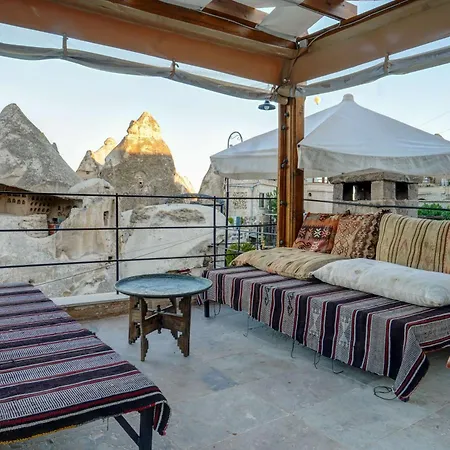 Hotel Avilla Cave *