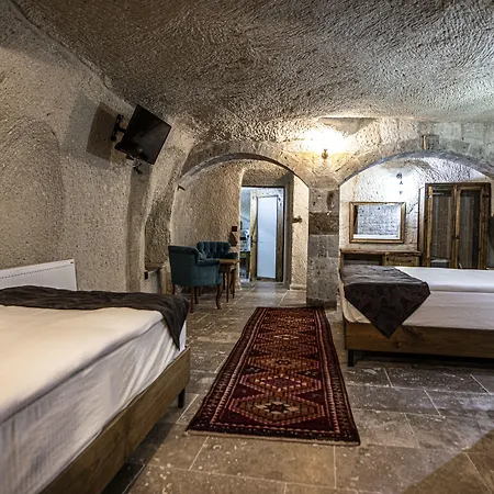 Hotel Avilla Cave *
