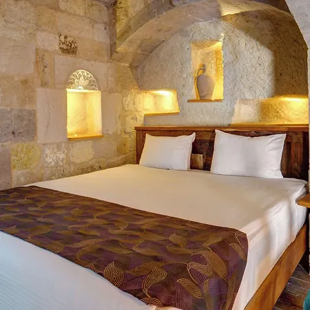Avilla Cave Hotel *