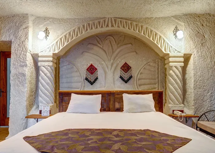 Avilla Cave * Goreme