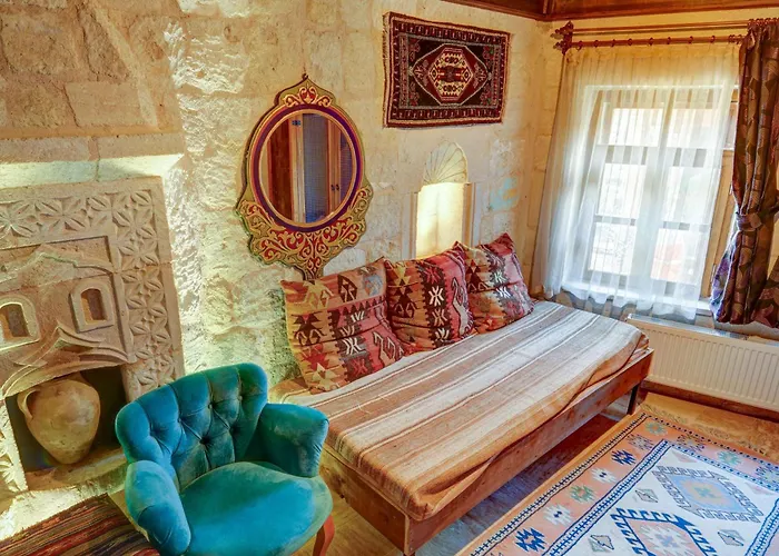 Avilla Cave * Goreme